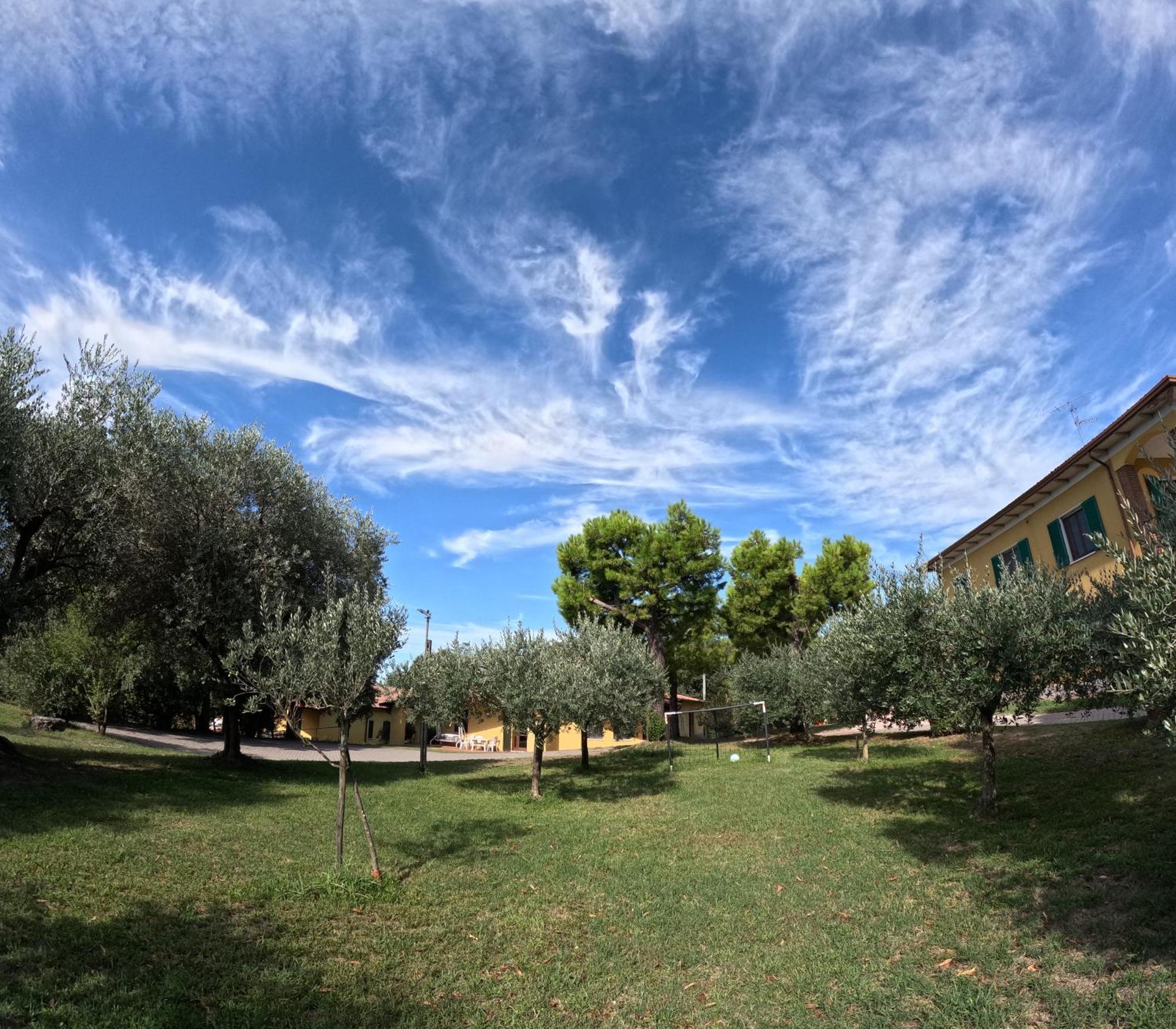 Agriturismo Gardenali โวลตา มันโตวานา ภายนอก รูปภาพ