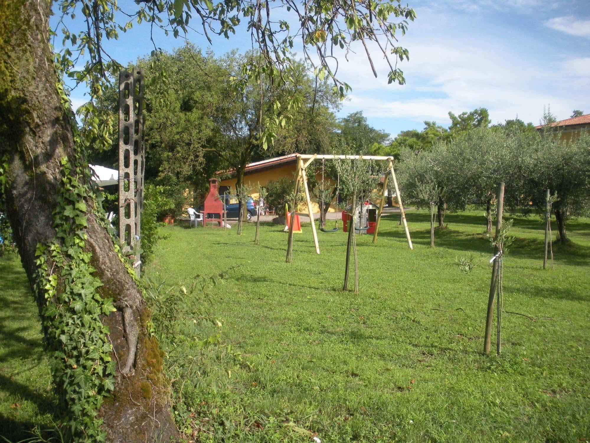 Agriturismo Gardenali โวลตา มันโตวานา ภายนอก รูปภาพ